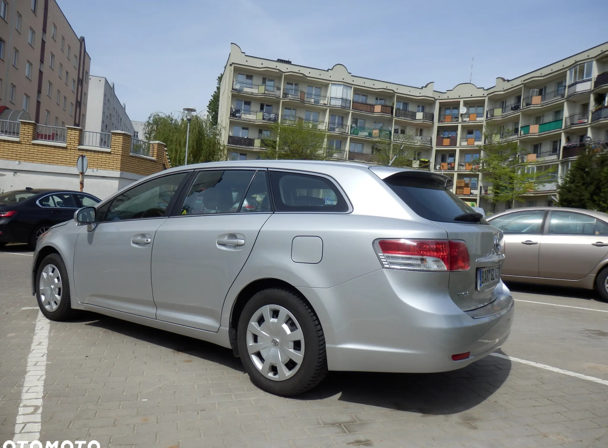 Toyota Avensis cena 37900 przebieg: 136180, rok produkcji 2010 z Białystok małe 92